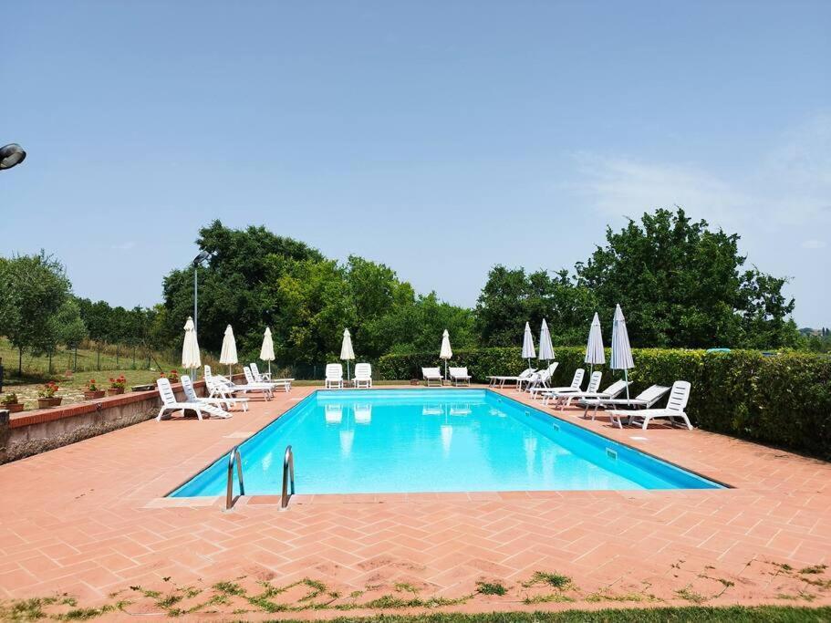 Relax Nella Jacuzzi In Toscana Colle Val D'Elsa Ngoại thất bức ảnh